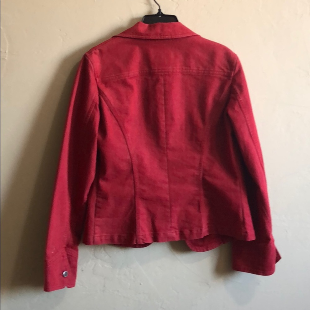 Short Jacket - Picture 2 of 5